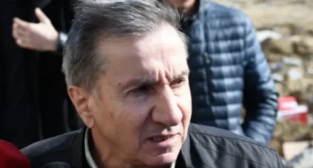 Yeni salınan yola görə binaya yeraltı qaz sızıb - Plaza sahibi