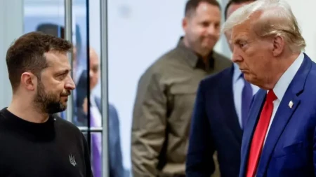 Zelenski sülh planı üçün bu ay ABŞ-də Trampla görüşəcək