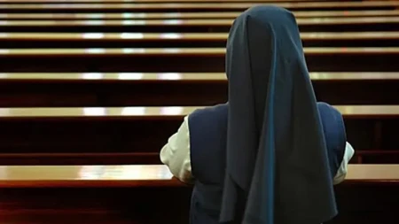 Xorvatiyada “Müsəlman miqrant məni vurdu” deyən rahibənin özünü yaraladığı ortaya çıxdı