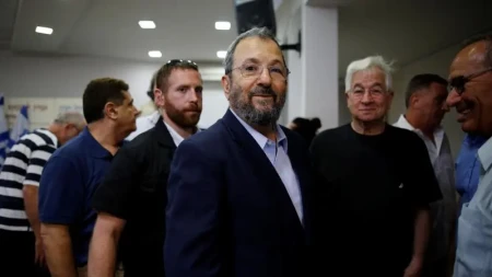Epşteyn Nyu-Yorkda Ehud Barak üçün gizli mənzil kirayələyib