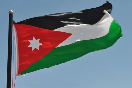 İordaniya İrana hücumlara qarşı hava məkanını bağlayır
