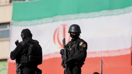 İranda bəzi universitetlər distant təhsilə keçdi