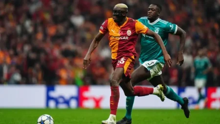 "Qalatasaray"ın rəqibi "Liverpul" oldu
