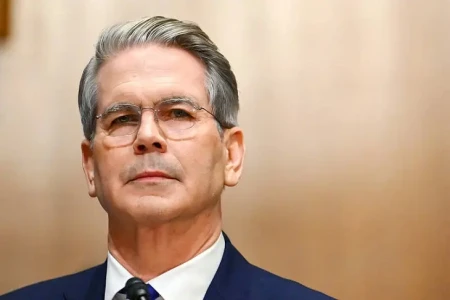 ABŞ maliyyə naziri Rusiya neftinə tətbiq edilən sanksiyaların ləğvini istisna etmir