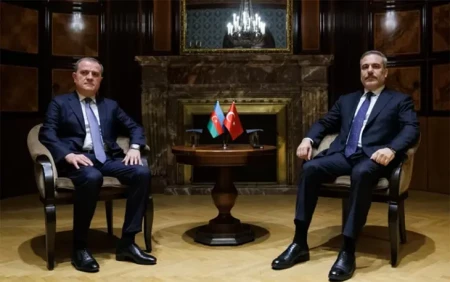 Ceyhun Bayramov Hakan Fidanla danışdı