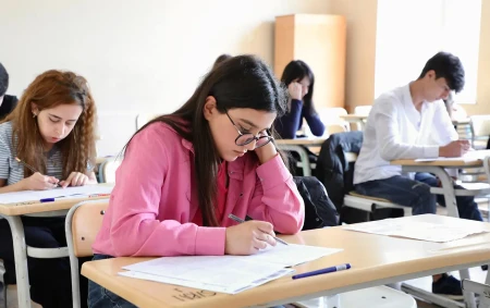 Abituriyentlərə imtahanda əlavə vaxt veriləcək