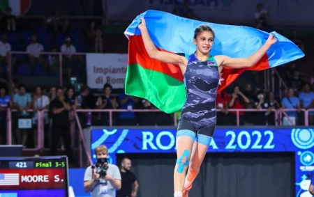 AÇ-də dörd qadın güləşçimiz mübarizəyə başlayır