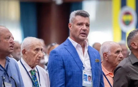 Nə Ali Koç, nə də Sadettin Saran "Fənərbağça" başqanı olmaq istəmir