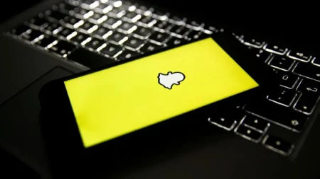 "Snap Inc." 1000 əməkdaşını işdən çıxarır