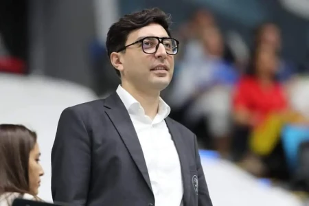 Nazir sabiq müşavirini lisey direktoru təyin etdi