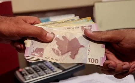 Minimum əməkhaqqı azı ildə bir dəfə artırılacaq