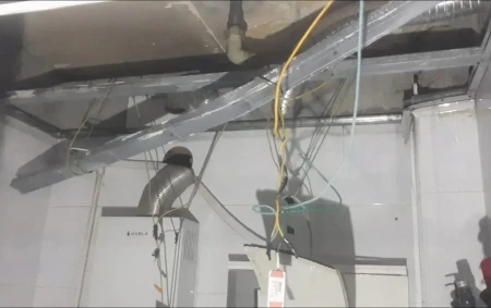 Sumqayıtda yaşayış binasında partlayış baş verib: