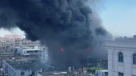 Çində ayaqqabı fabrikində baş verən yanğında 28 nəfər ölüb