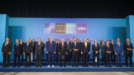 NATO liderləri Ankarada ailə fotosunda bir araya gəlib