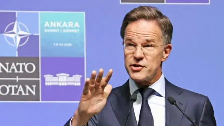 Rutte: Hava qüvvələrinə çoxmillətli tanker dəstəyi gəlir