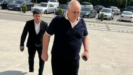 Şərurlu İsfəndiyarla bağlı daha bir qalmaqalın görüntüləri yayıldı -