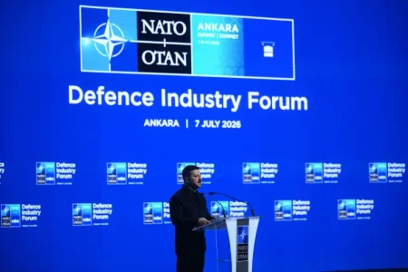 Zelenski: NATO-nun kollektiv müdafiəsinin bir parçası olmalıyıq