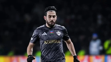 Elvin Cəfərquliyev iki həftə yaşıl meydanlardan kənarda qalacaq