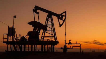 Brent neftinin bir barreli 89,56 dollardan satılır