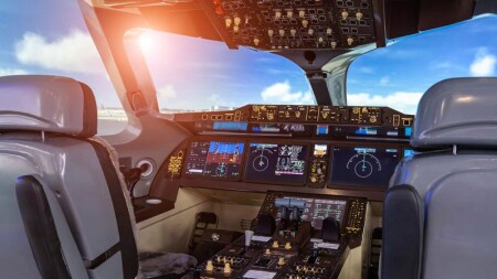 Öz-özünə uçan təyyarələr fəaliyyətə başladı: Pilot dövrü başa çatır?