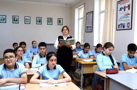 BŞTİ-nin tabeliyindəki məktəblərdə 504 413 şagird təhsil alacaq